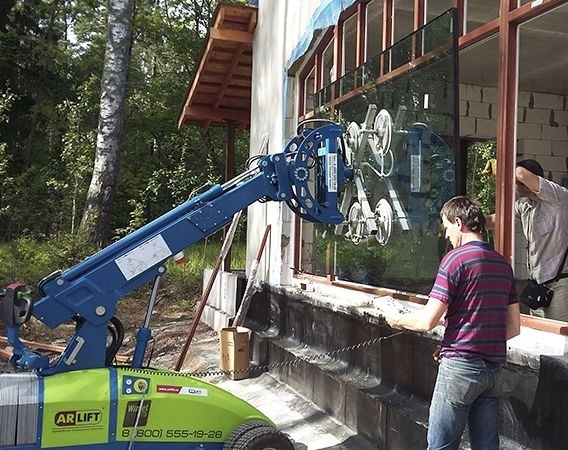 остекление коттеджа стекло-роботом Winlet