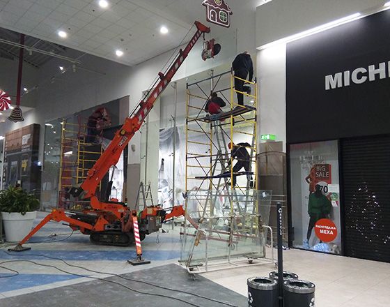 витринное остекление магазинов